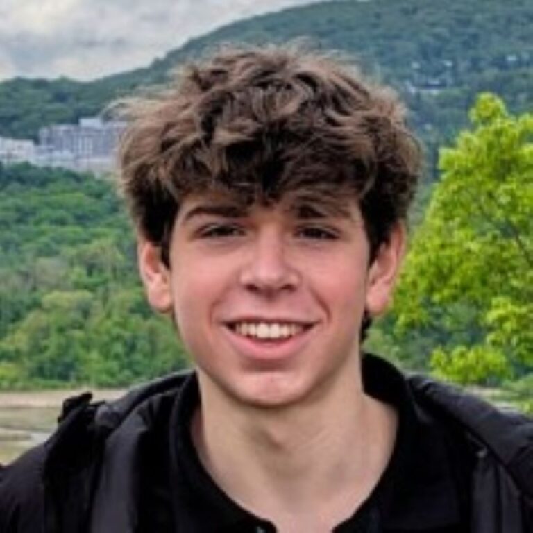 Photo of Carter Medved